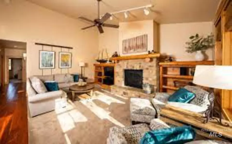 1349 Hearthstone Court, Mccall, ID 83638