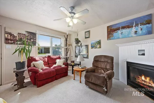 Kimberly, ID 83341,129 S Chestnut St