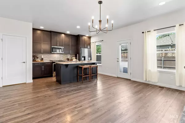 Boise, ID 83704,9632 W De Witt St