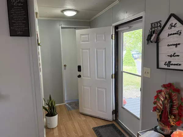 Pullman, WA 99163,309 NW Park West Dr.