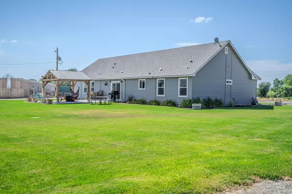 Buhl, ID 83316,1415 Sunrise View