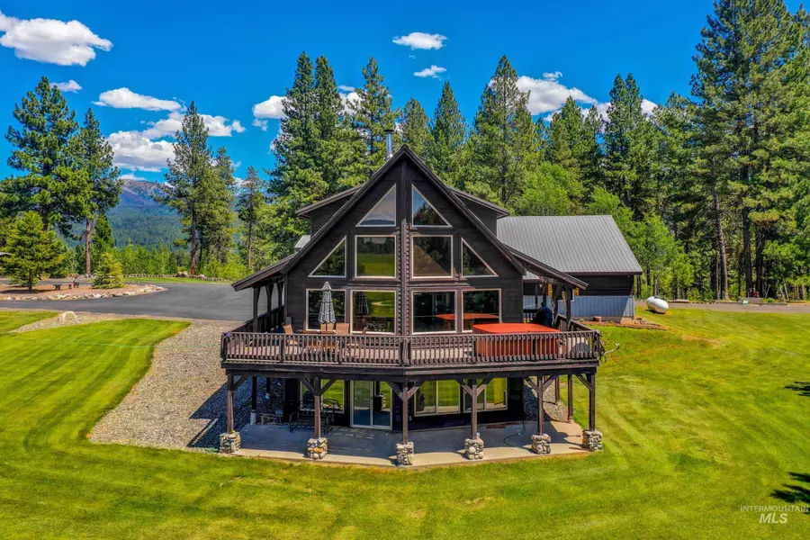 30 Redtail Lane, Mccall, ID 83638