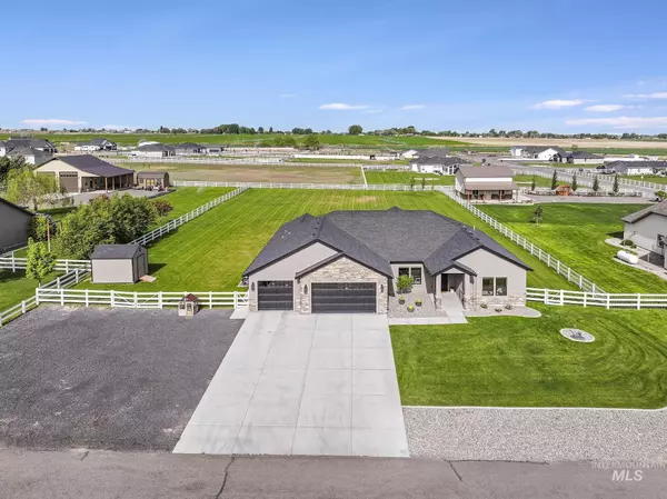 Twin Falls, ID 83301,3741 N 2481 E