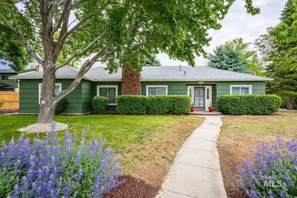 3102 N Sycamore Drive, Boise, ID 83703-4130