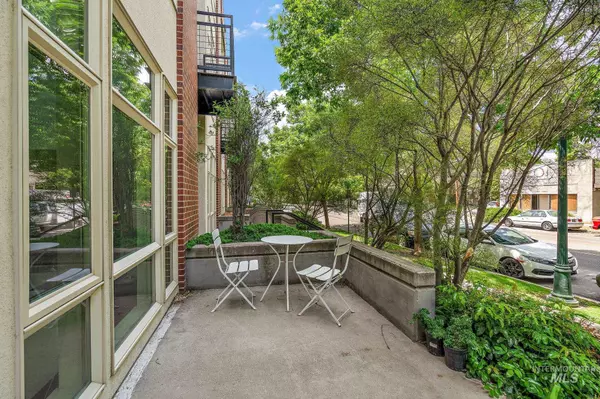 Boise, ID 83702,412 S 13th St