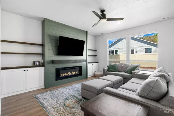 Boise, ID 83714,8844 W Eminence Dr