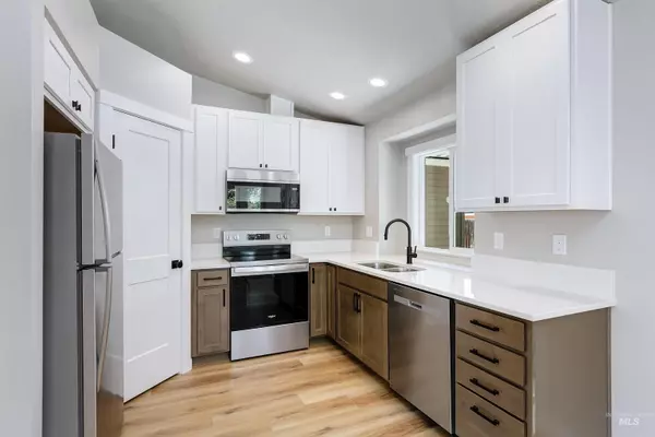 712 Teton Drive,  Nampa,  ID 83686