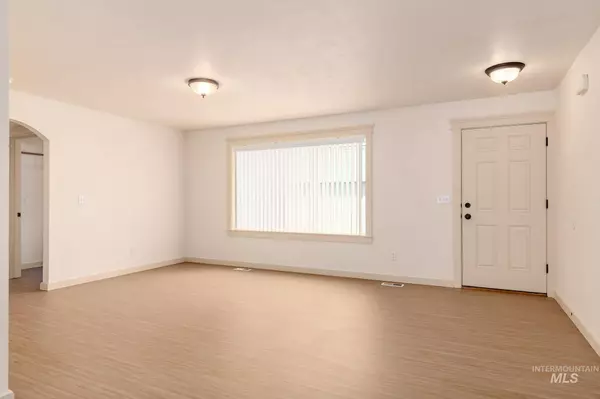 Boise, ID 83714,9954/9956 Utahna Rd