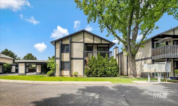 7062 W Colehaven Ln, Boise, ID 83704