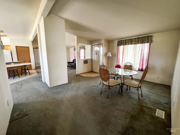 Weiser, ID 83672,664 Lawrence Ln