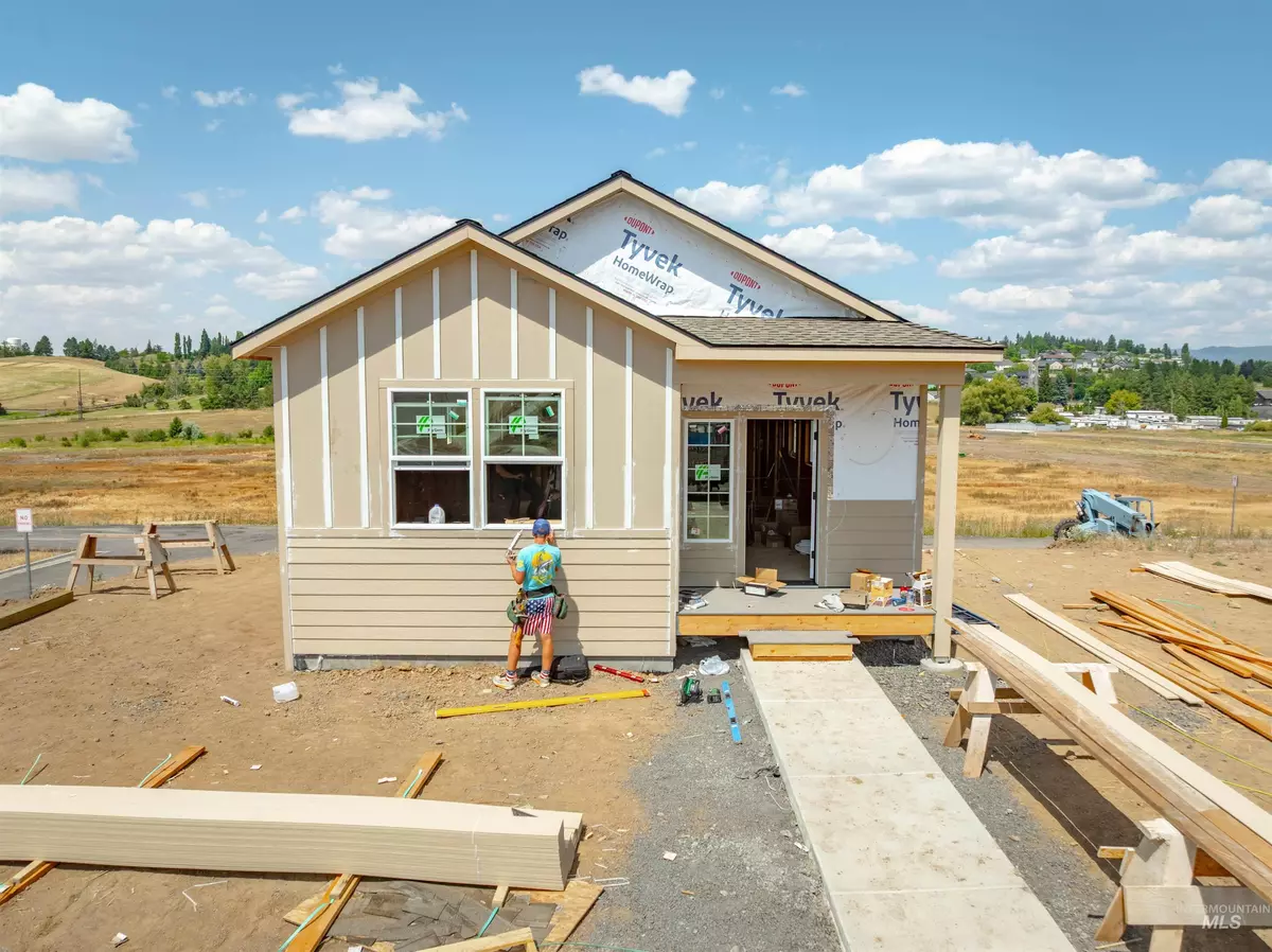 Moscow, ID 83843,1064 Edington Avenue