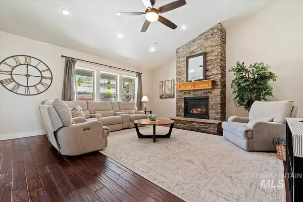 Star, ID 83669,7022 Top Rim Way