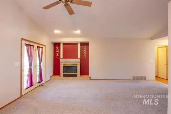 Pocatello, ID 83201,975 Lott Road