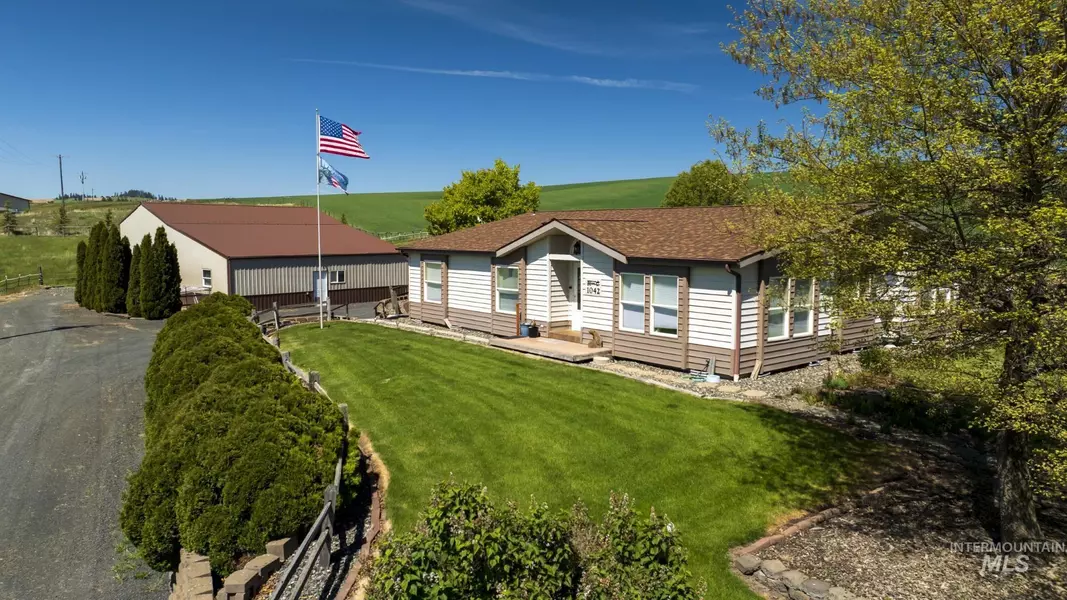1042 Rothfork Rd, Viola, ID 83872