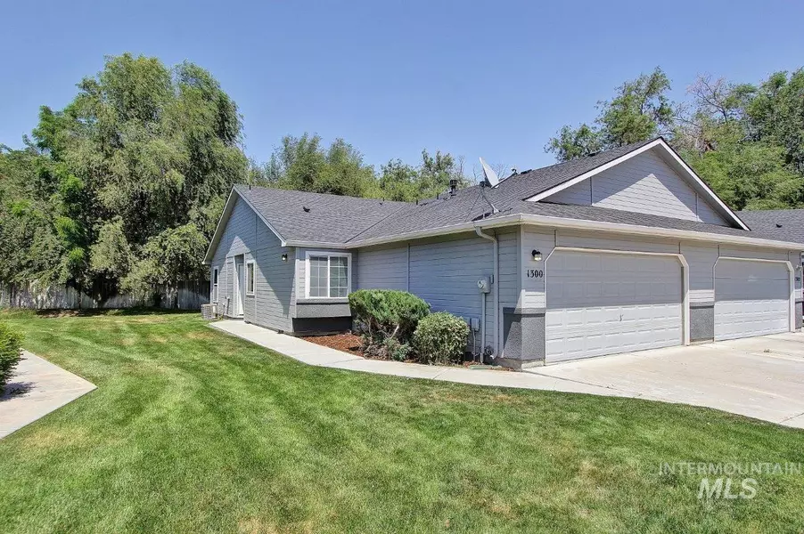 1300 Diamond Ct, Nampa, ID 83686