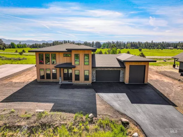 Donnelly, ID 83615,13156 Hawks Bay