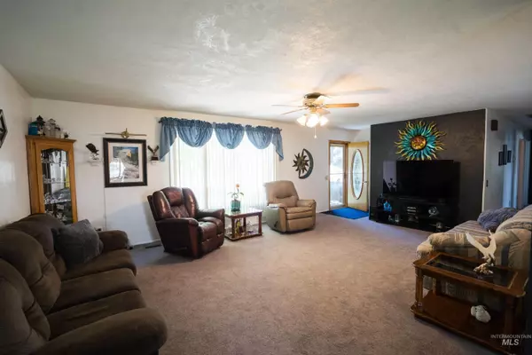 Heyburn, ID 83336,805 W 400 S