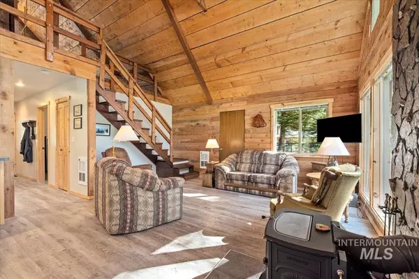 Lowman, ID 83637,31 Southfork Dr