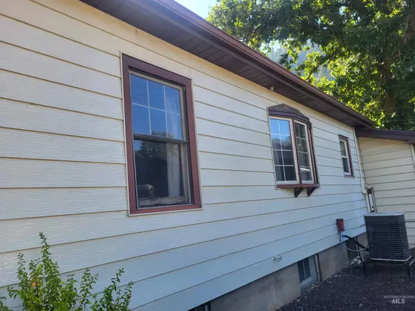 Orofino, ID 83544,607 Michigan Avenue