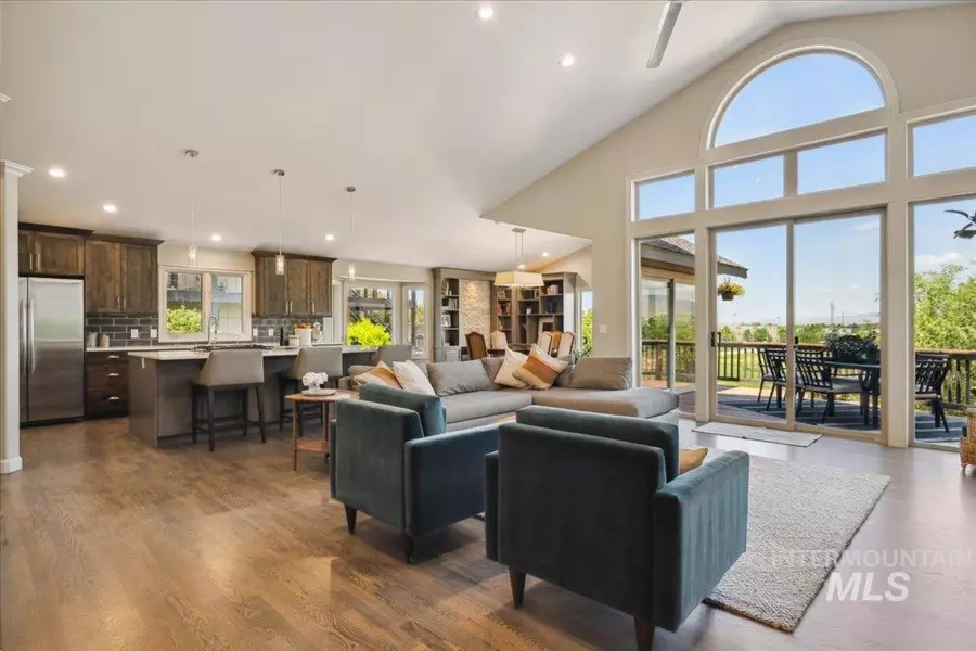 6826 W Mcmullen, Boise, ID 83709