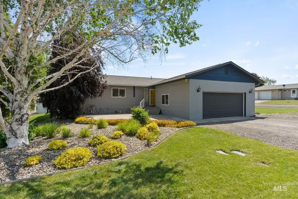 Colton, WA 99113,1011 Lake Street