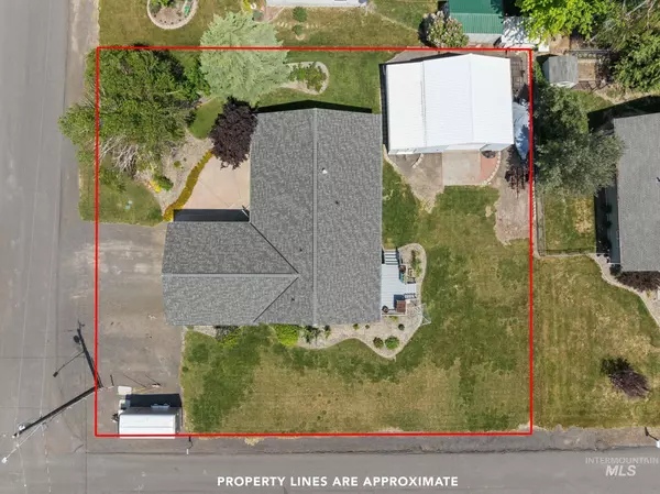 Colton, WA 99113,1011 Lake Street