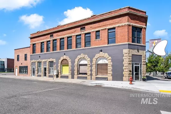 Vale, OR 97918,201 W A St.