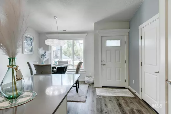 Meridian, ID 83642,1987 S Defio Way