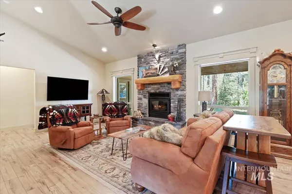 Garden Valley, ID 83622,111 Valley High Rd