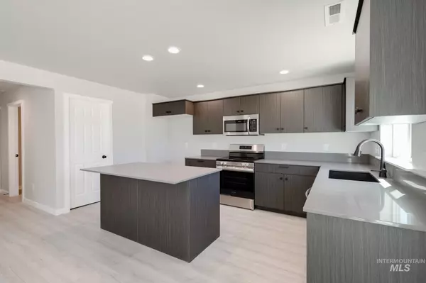 Caldwell, ID 83607,13709 Oliver Street