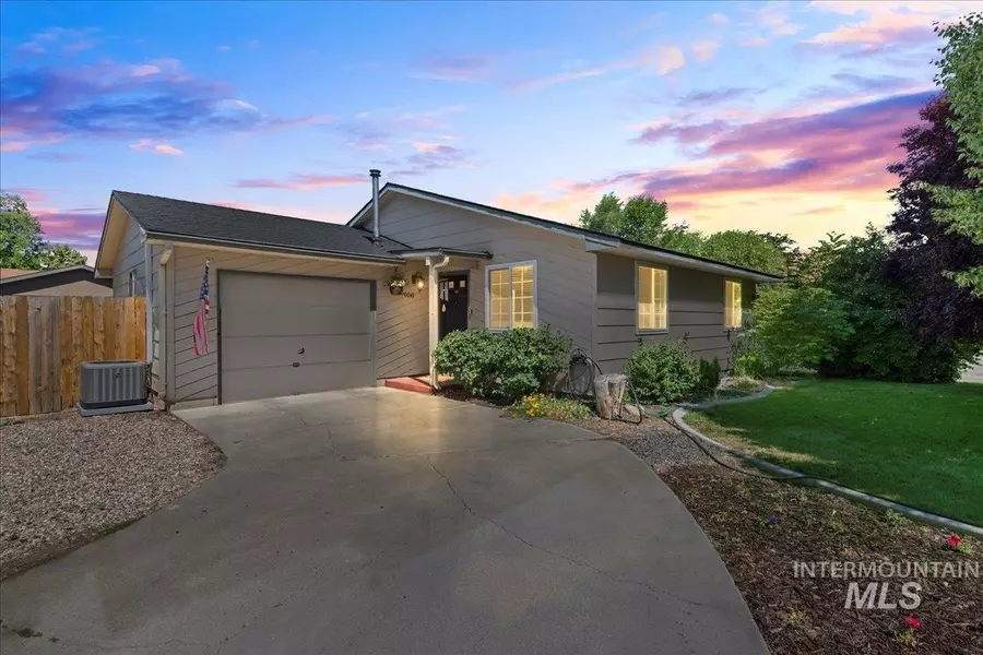 5650 W Oreana Ct, Boise, ID 83705