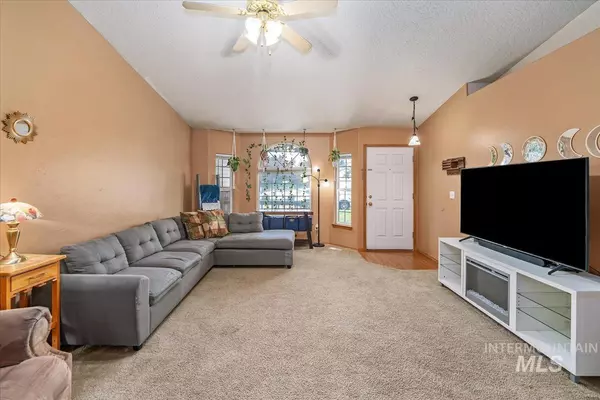Nampa, ID 83686-1210,2608 Boulder Ave
