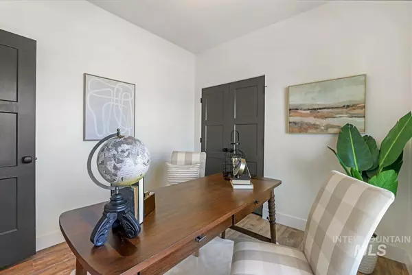 Twin Falls, ID 83301,968 Gregory Way