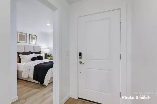 Nampa, ID 83687,8627 E Dove Field Dr