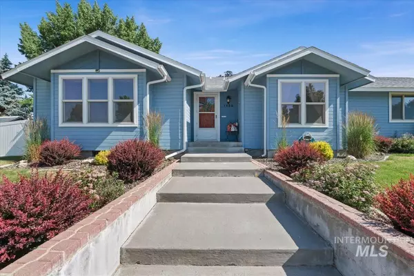 1460 Fairway Court, Mountain Home, ID 83647-9999