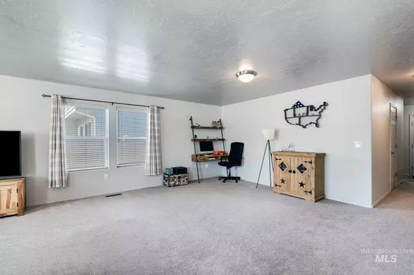 Kuna, ID 83634,1923 W Deserthawk Ave.