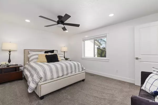 Boise, ID 83709,2802 S Heritage Ave