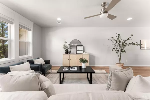 Garden City, ID 83714,10375 W Carlton Bay