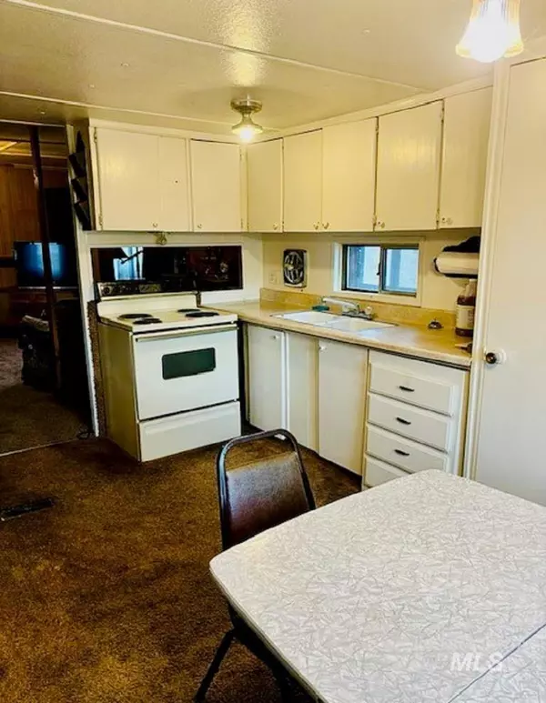 Paul, ID 83347-0000,522 N 1st East