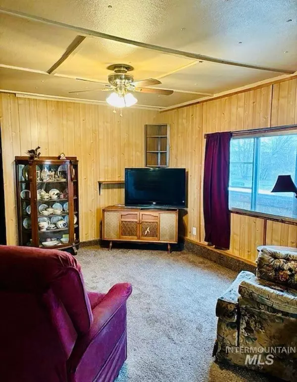 Paul, ID 83347-0000,522 N 1st East