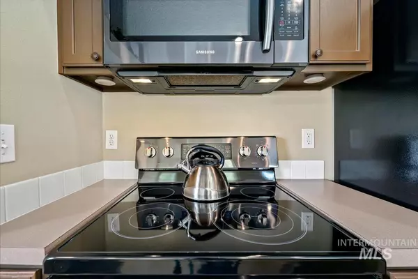 Caldwell, ID 83605,3804 Stonehedge Way