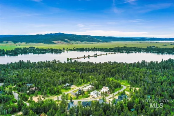 Donnelly, ID 83615,152 Jacks Loop