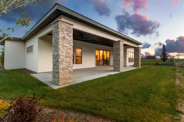 Eagle, ID 83616,6536 W Flathead Lake St