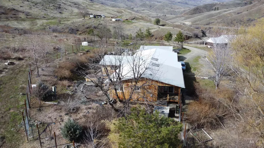 118 River Mountain Rd, White Bird, ID 83554