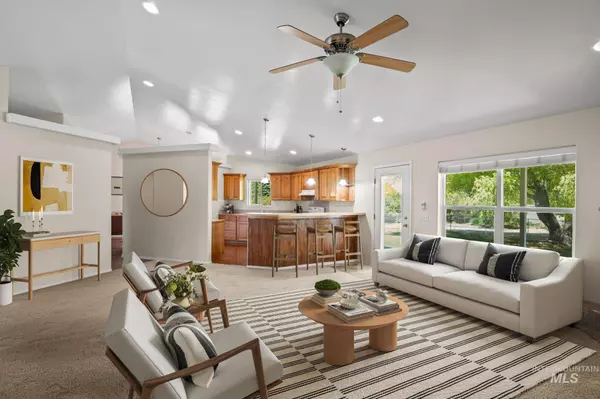 Filer, ID 83328,3818 N 2481 E