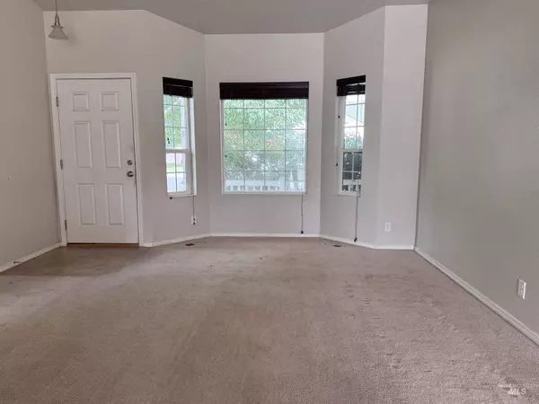 Mountain Home, ID 83647-0000,841 SW Independence Ave