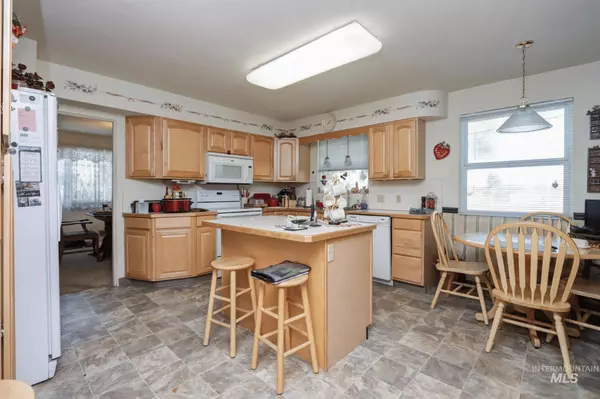 Emmett, ID 83617-0000,350 E Central