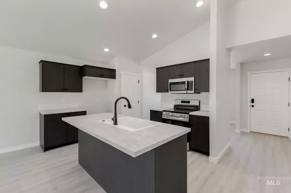 Mountain Home, ID 83647,2128 N 7th E St