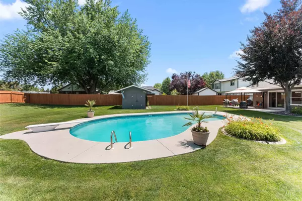 9752 W Bridgegate,  Boise,  ID 83709