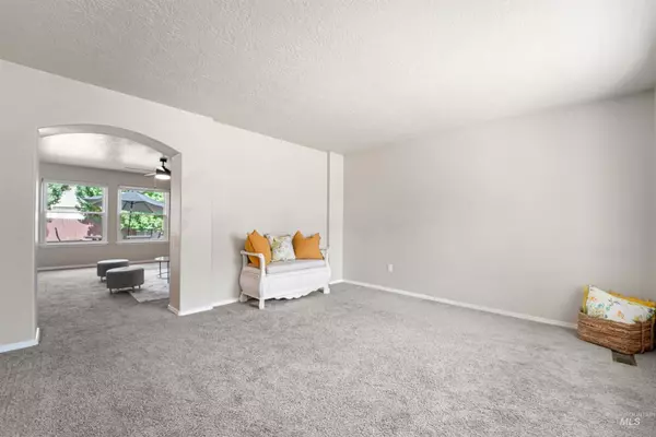 Caldwell, ID 83607,5217 Weston Ave